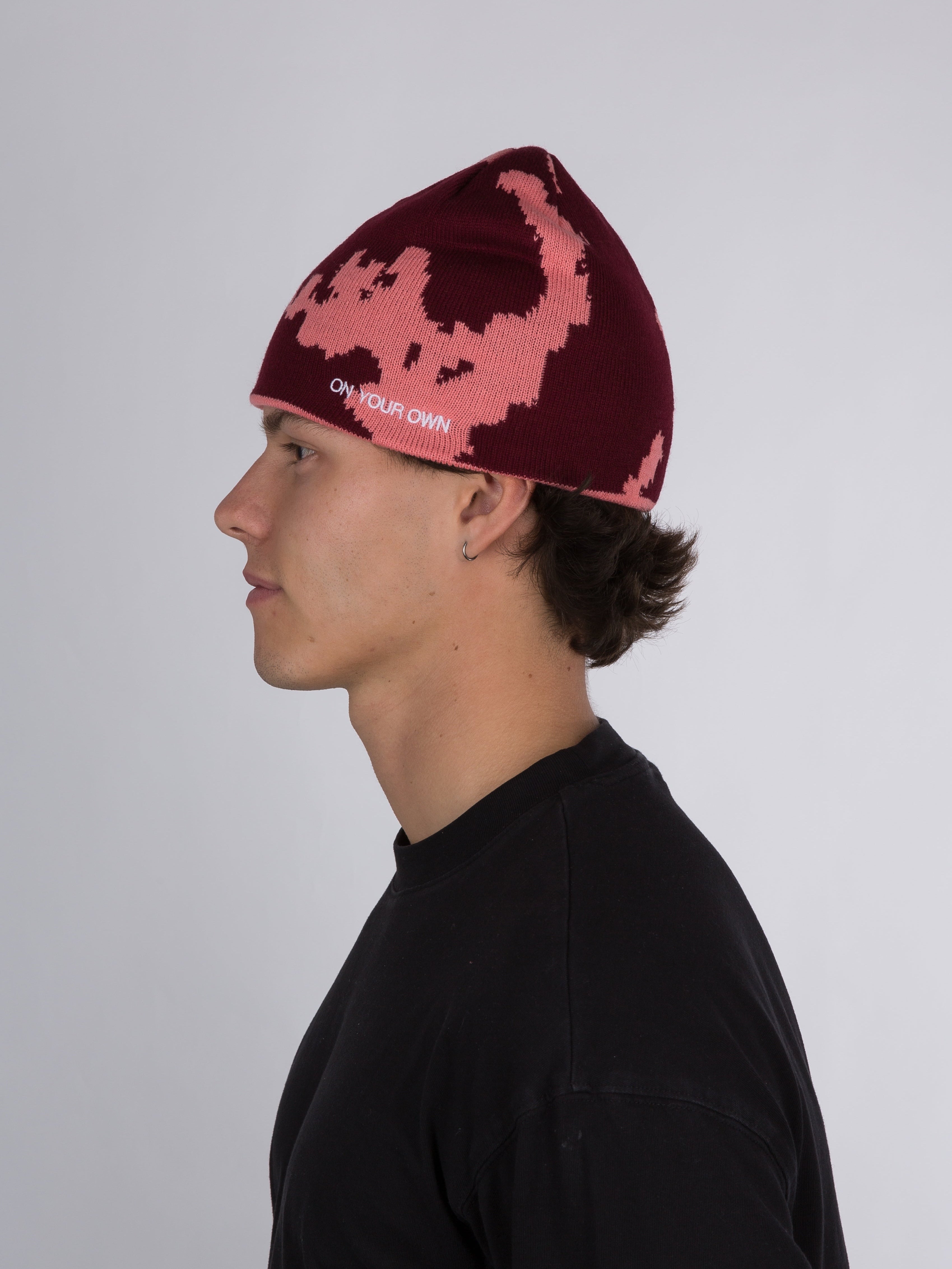 PATTERN BEANIE – RED