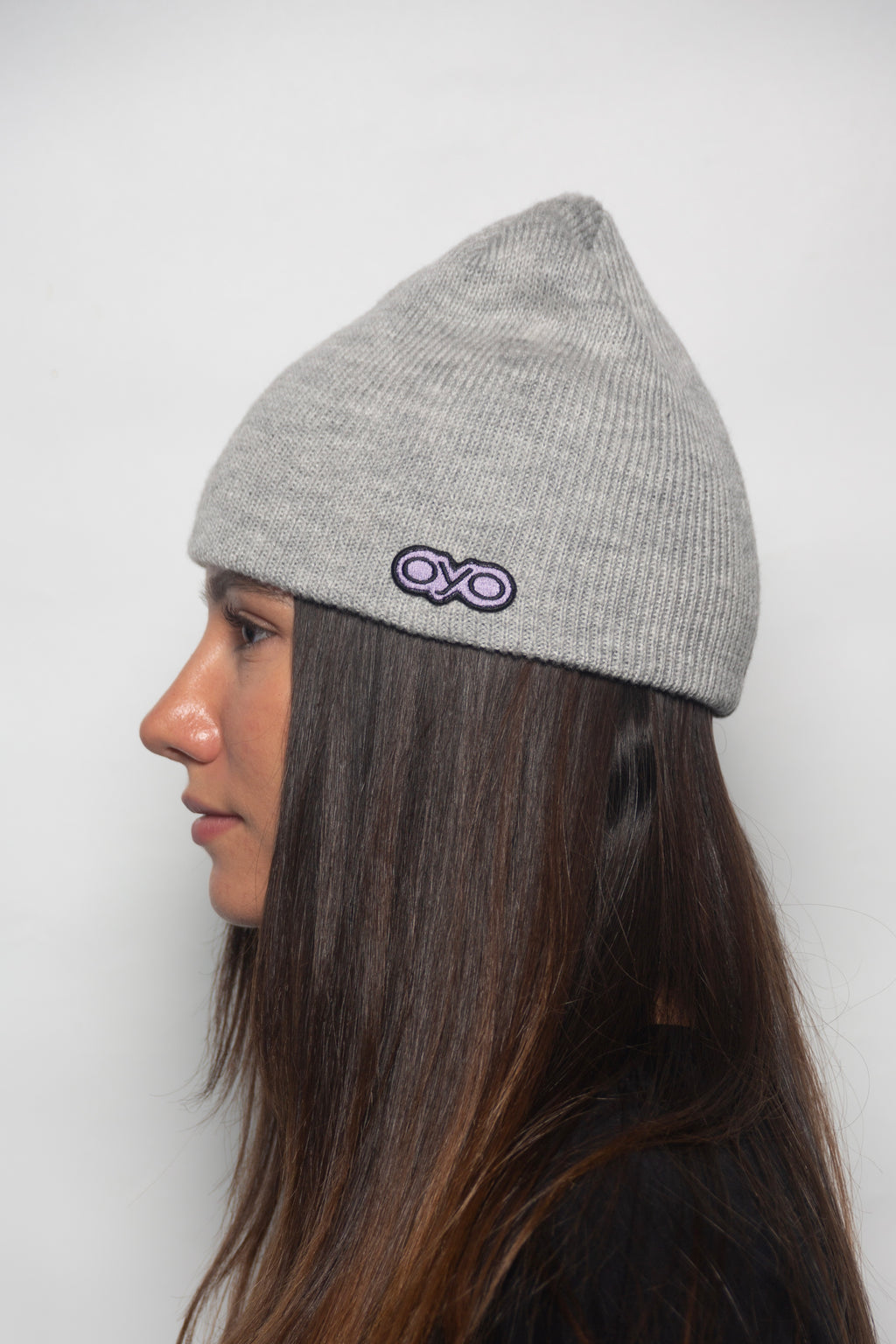 RIBBED BEANIE – GREY