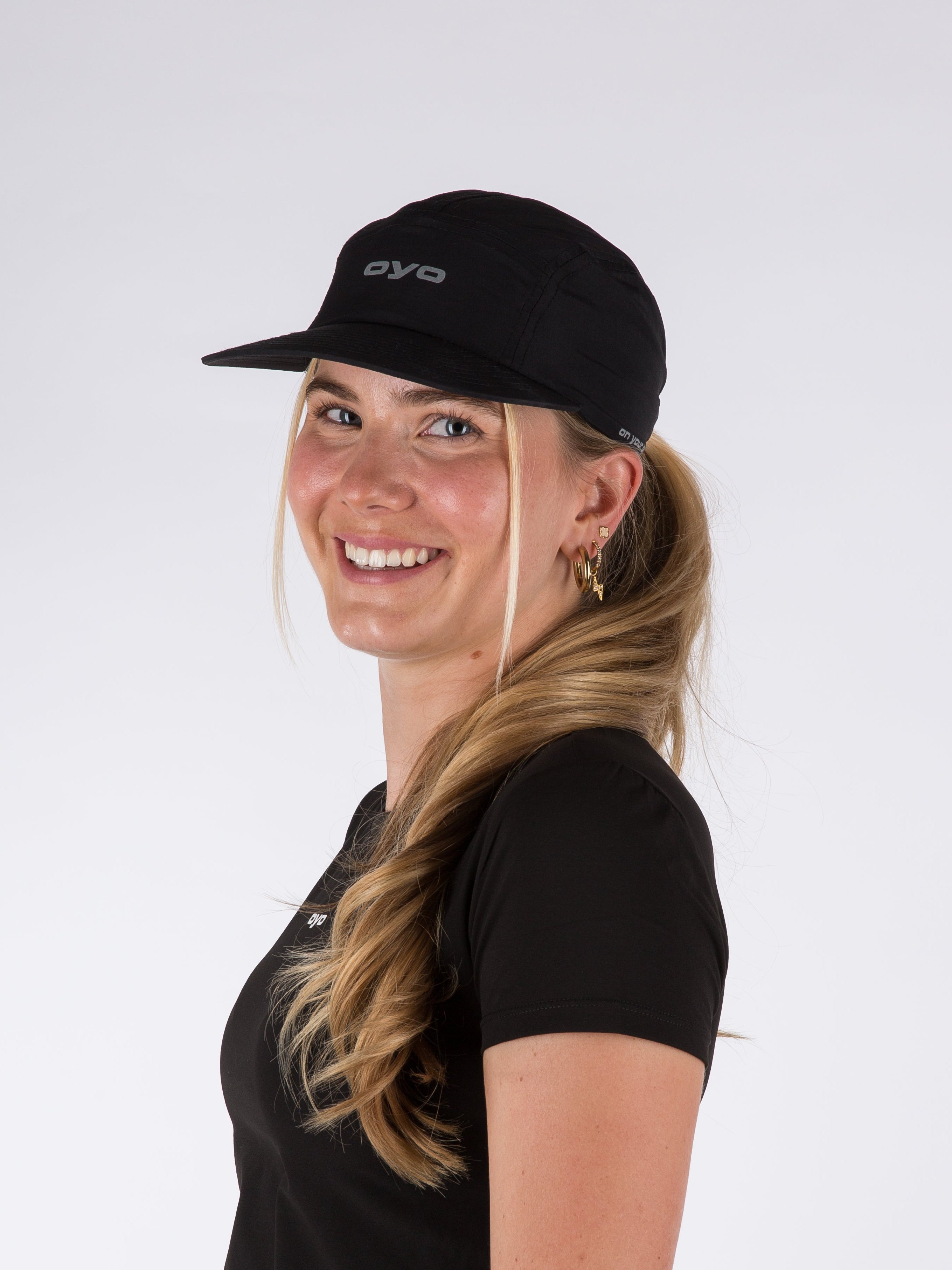 SPORTS CAP - BLACK