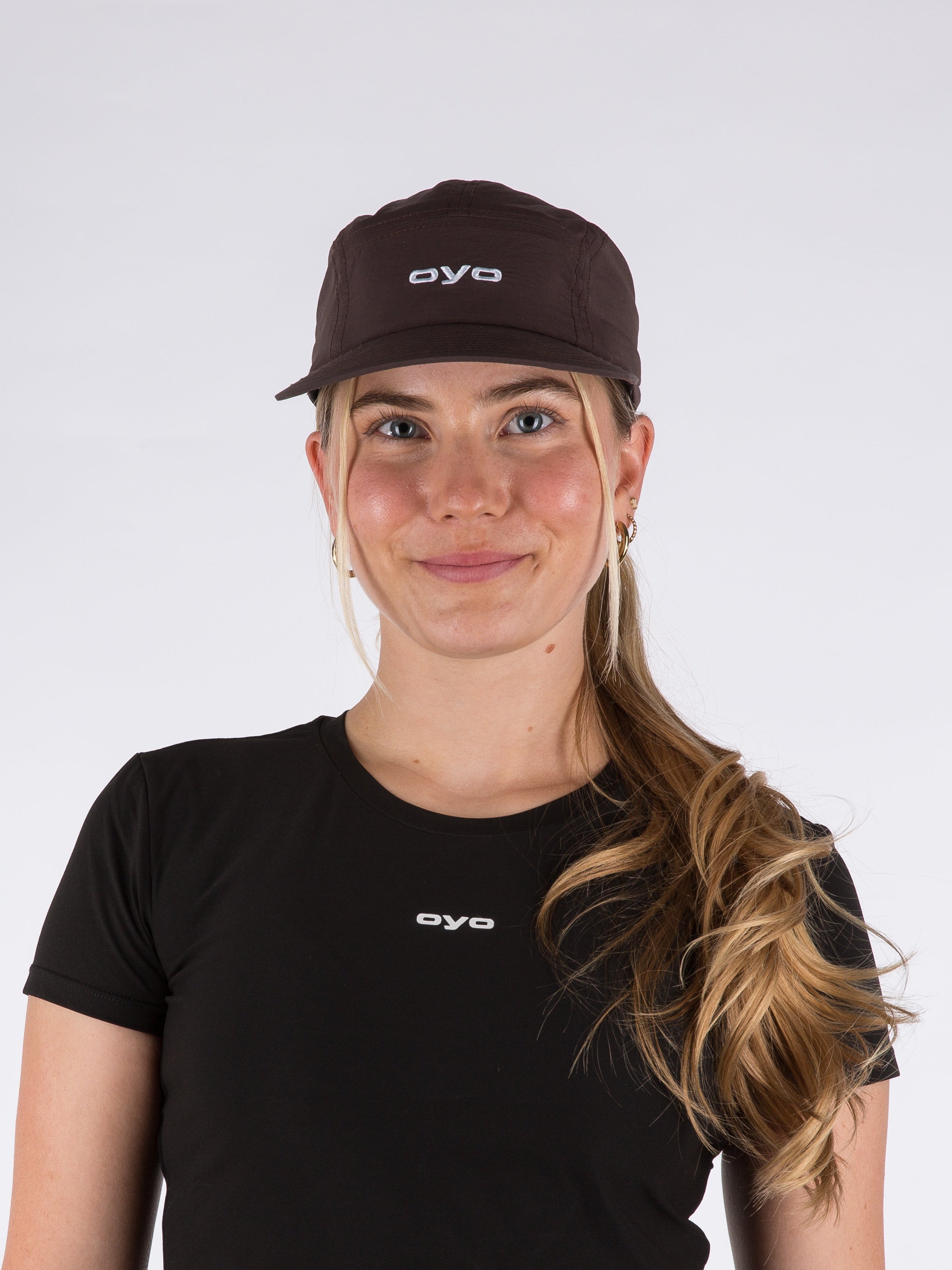 SPORTS CAP - BROWN