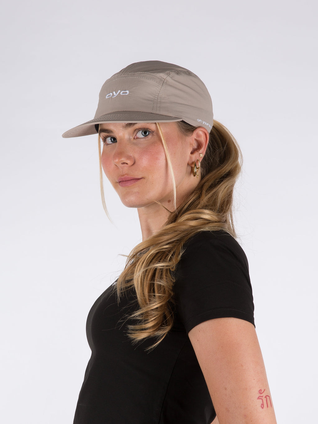 SPORTS CAP - BEIGE