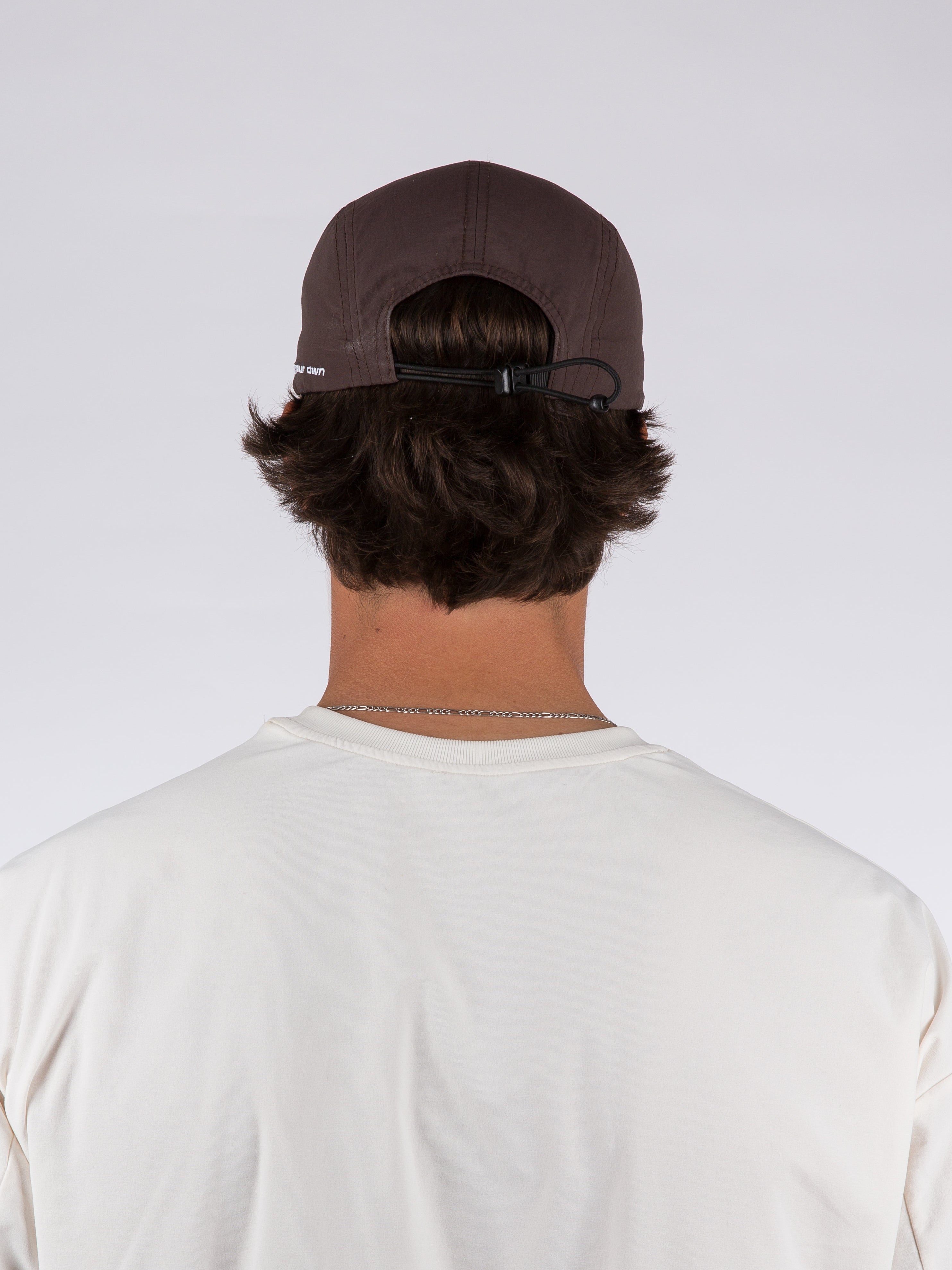 SPORTS CAP - BROWN